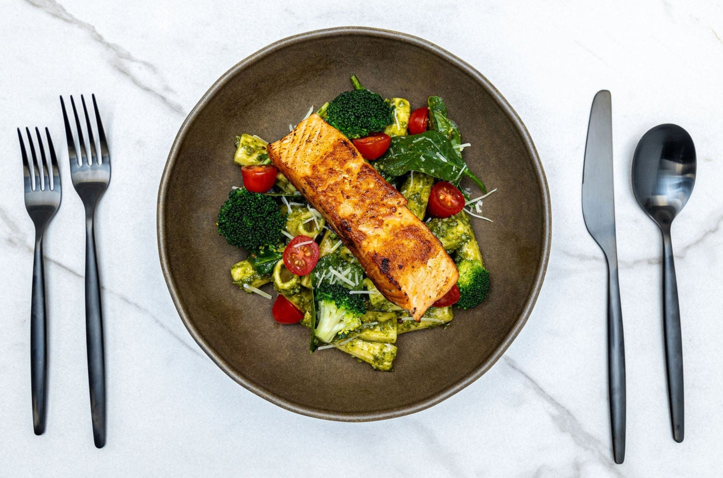 Grilled Salmon with Pesto Rigatoni
